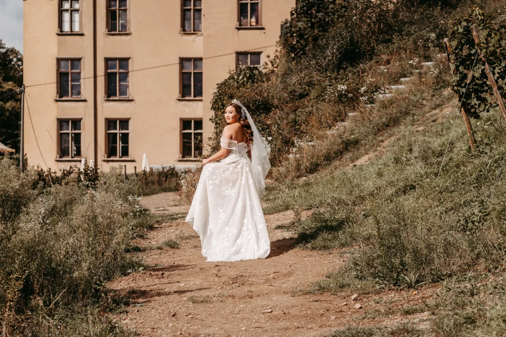 Hochzeitsbilder in den Weinbergen von Schloss Arenfels