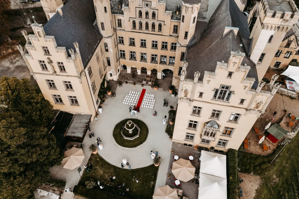 Schloss Arenfels von oben