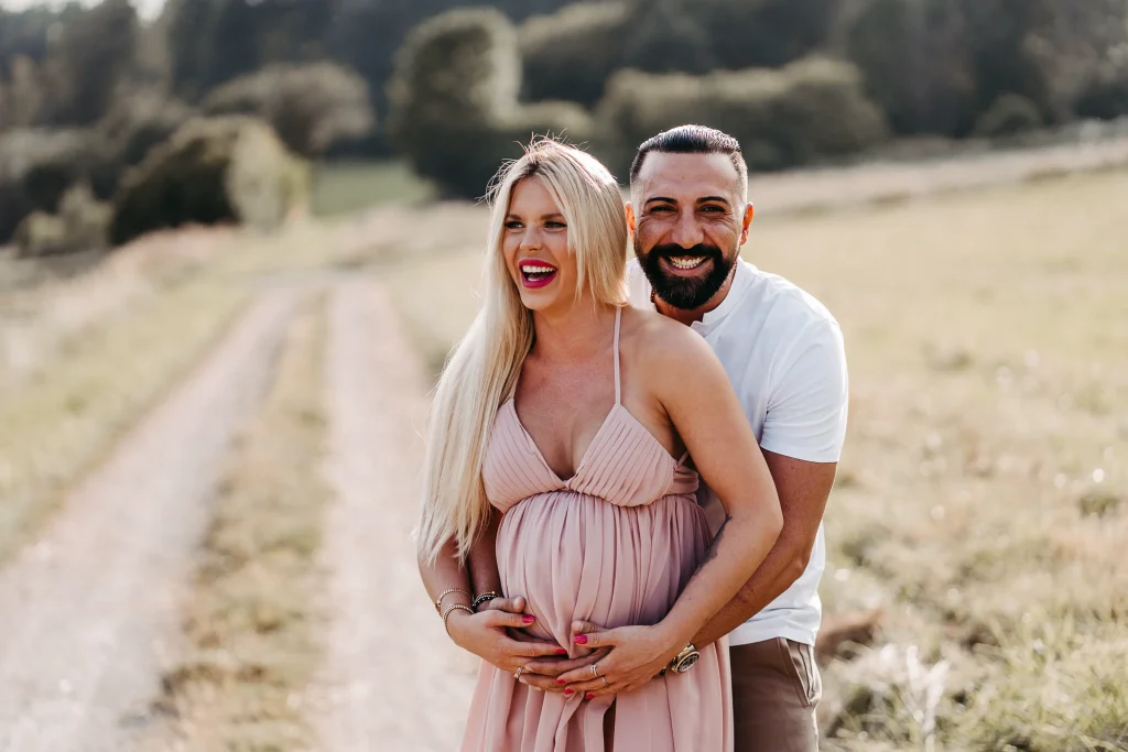 Schwangerschaftsfotos im Freien