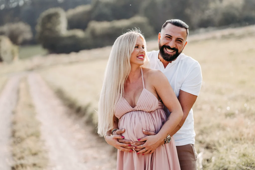 Schwangerschaftsfotos im Freien