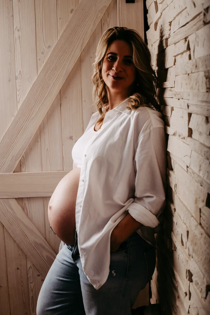 Schwangerschaftsfotos im Fotostudio