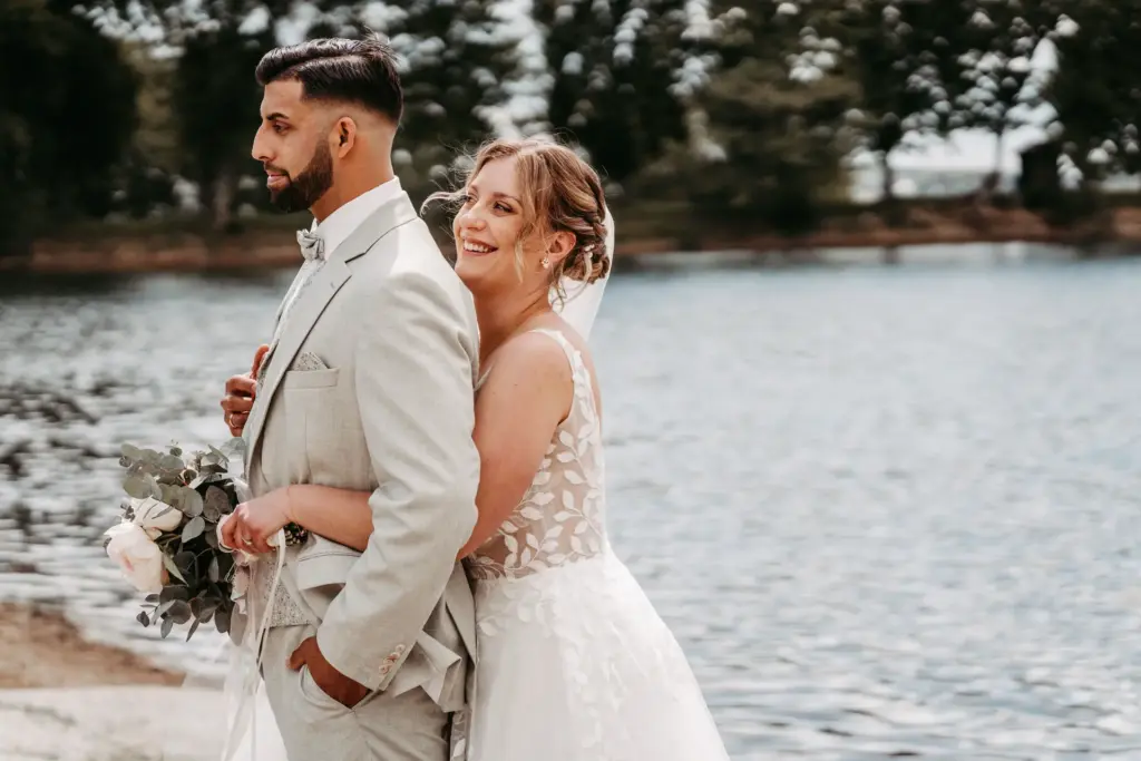 Hochzeitsfotos am Wasser Herthasee
