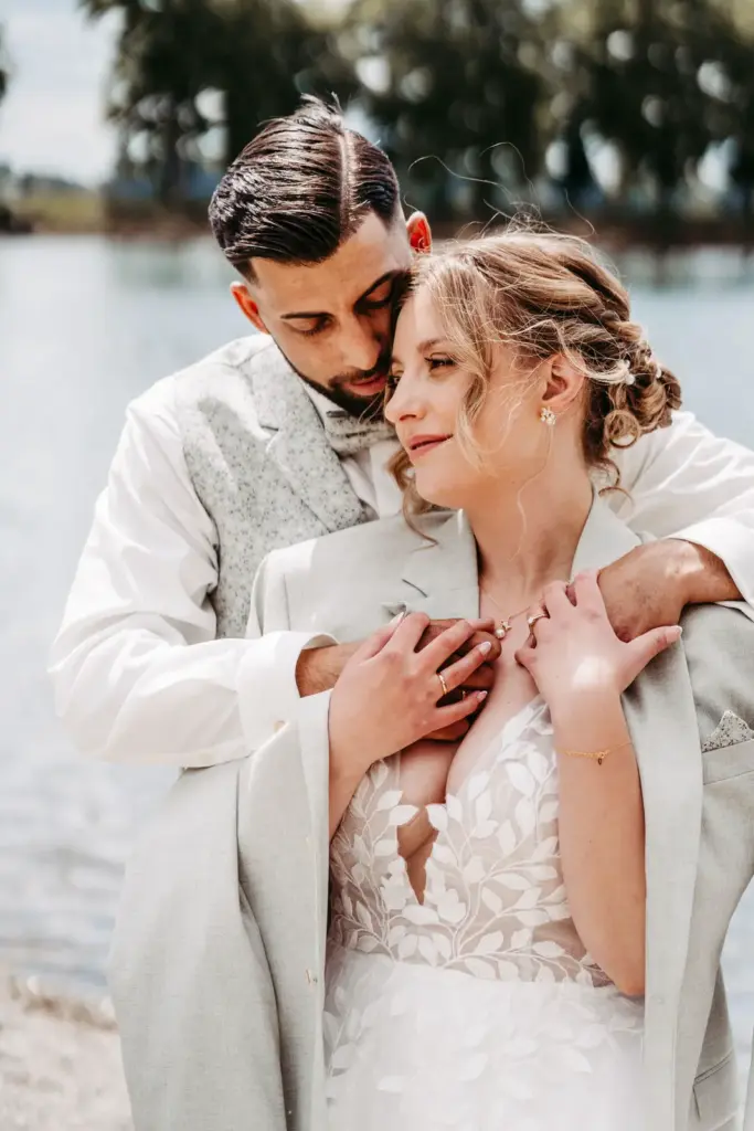 Natürliche Hochzeitsfotos Herthasee